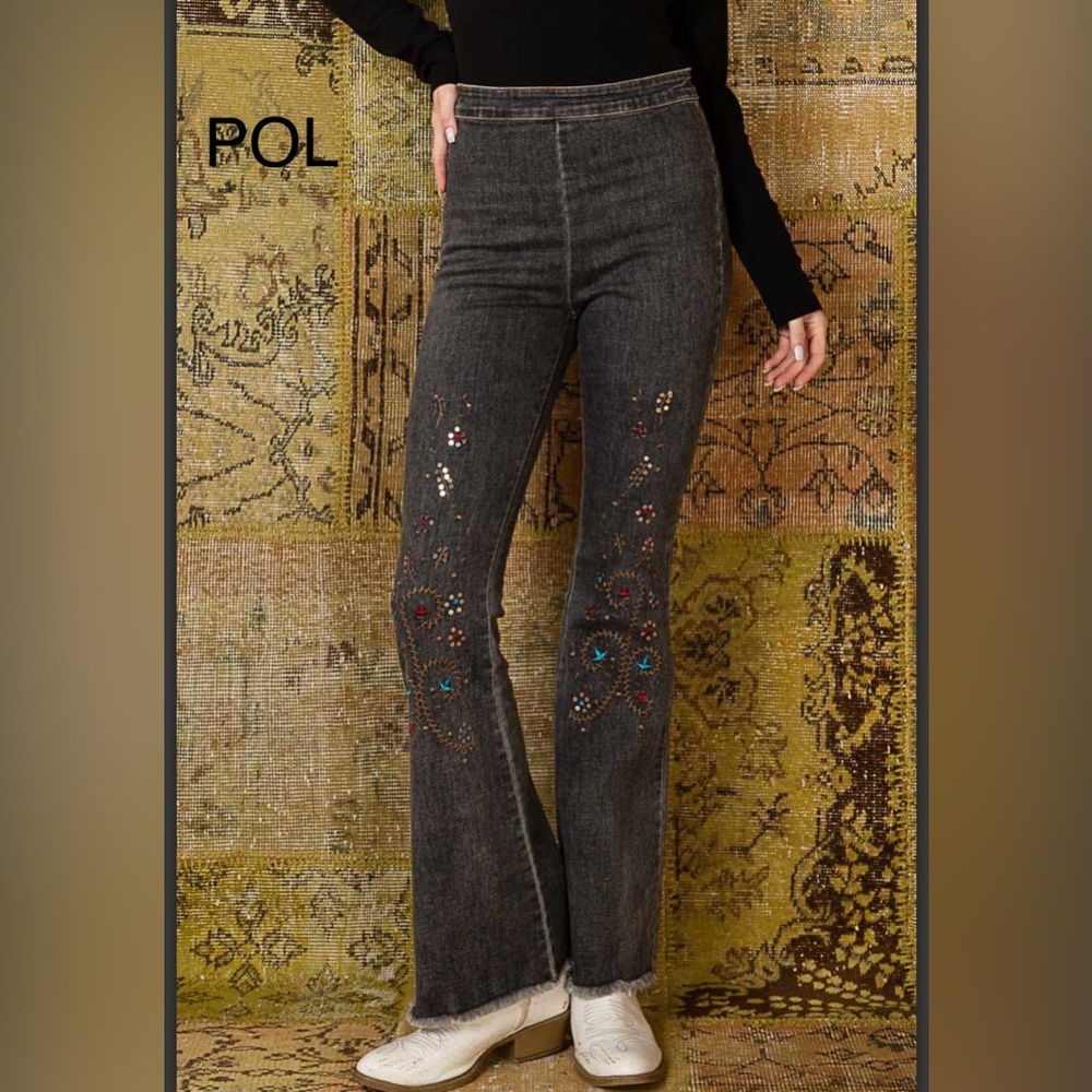 BPB216-3🖤💙NEW! POL pizazz Black Flare leg Jeans with multi-colored Embellish!